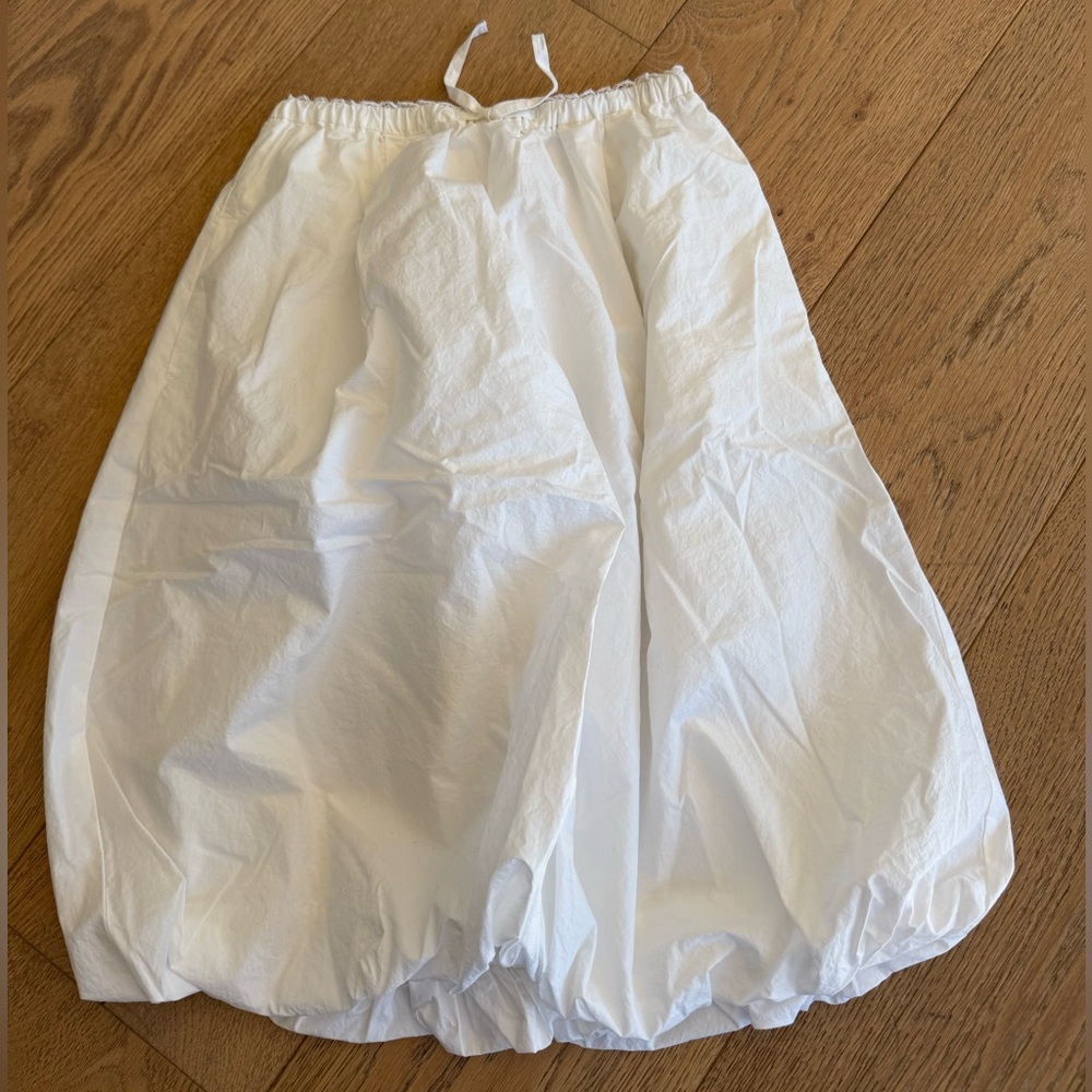 Zara White bubble A-Line Skirt 9-10